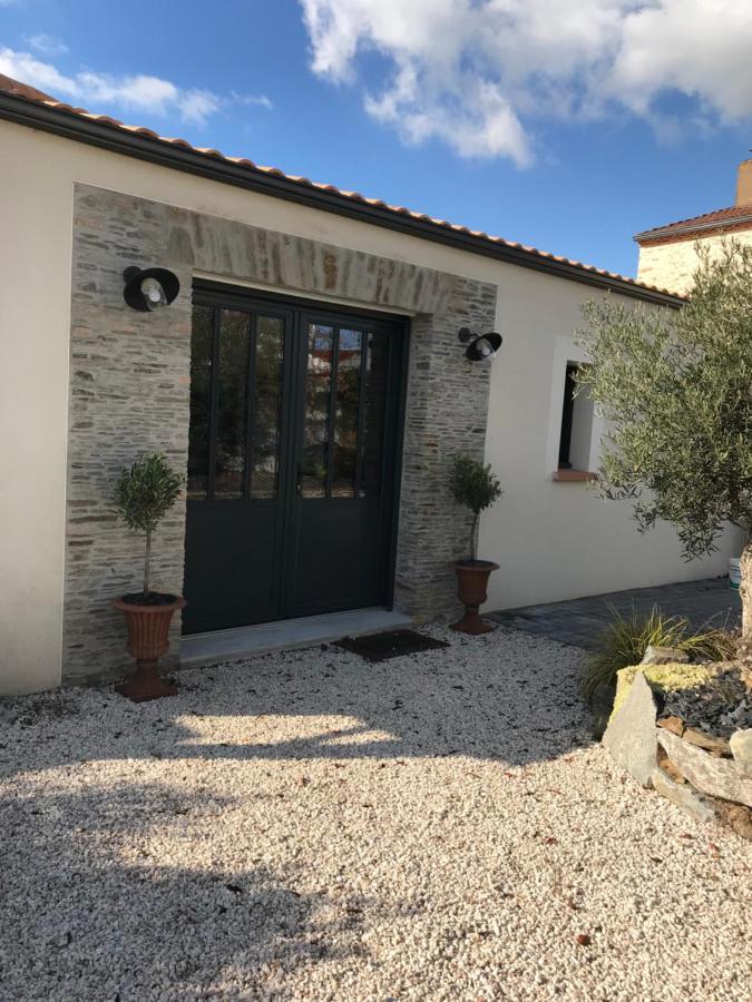 Celine Et Olivier Bed & Breakfast Порник Екстериор снимка