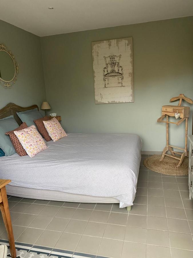 Celine Et Olivier Bed & Breakfast Порник Екстериор снимка